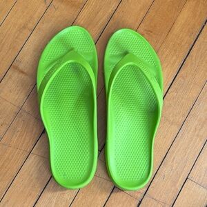 Calzuro Green Flip Flops